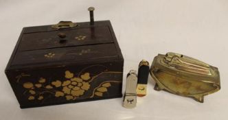 Push button wooden cigarette dispensing box, Ronson table lighter and 2 cigar cutters