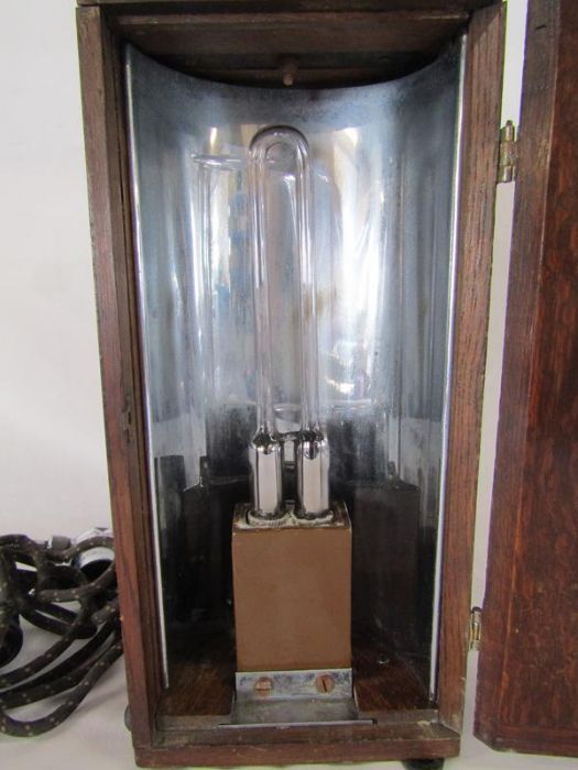 The Thermal Syndicate Ltd - Vi-Tan - Mercury vapour lamp circa 1936 (collectors item, not for use) - Image 3 of 4