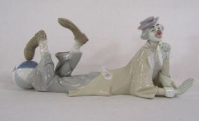 Lladro 4618 Clown reclining with beach ball (repair to leg)