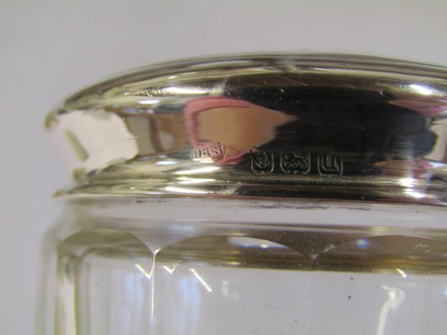 2 glass dressing table pots with silver lids Birmingham 1915 / 1919 (one pot later) & 2 silver - Image 3 of 8