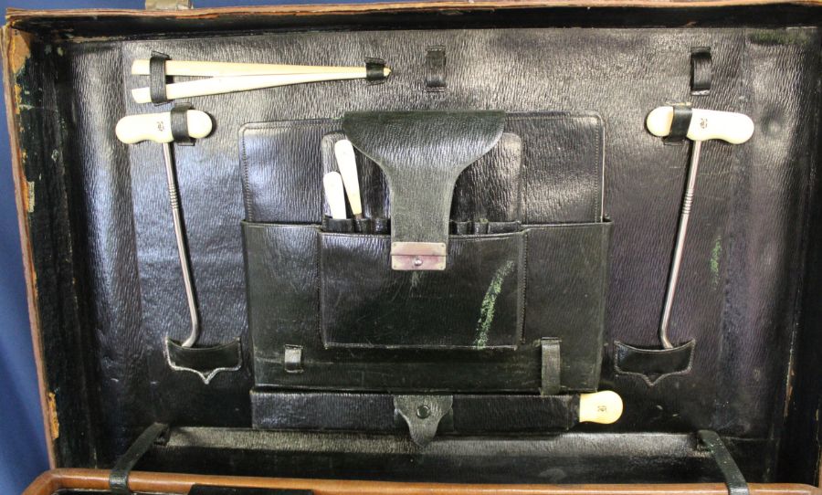 Mappin & Webb gents leather travelling / vanity case containing silver topped requisites including - Image 4 of 6