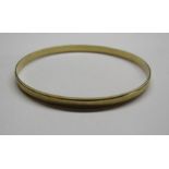 18ct gold (750) bangle - total weight 10.4g