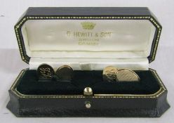 Cased pair of monogrammed 'MTB' 9ct gold cufflinks - total weight 9.52g