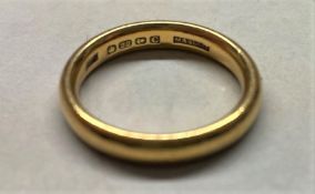 22ct wedding band size O, 6.5g