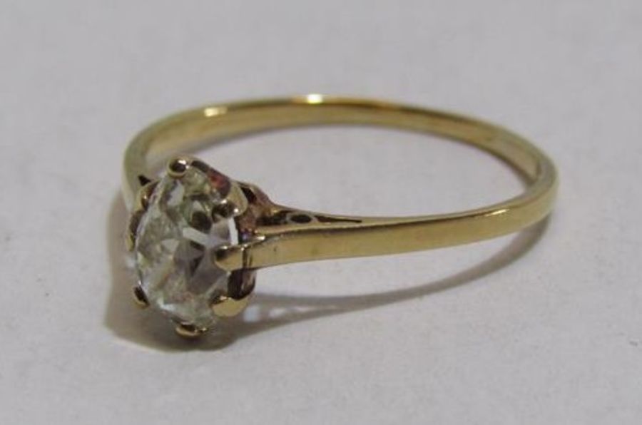 Tested as 18ct gold single stone pear shaped diamond 0.75ct ring - ring size N - total weight 1.