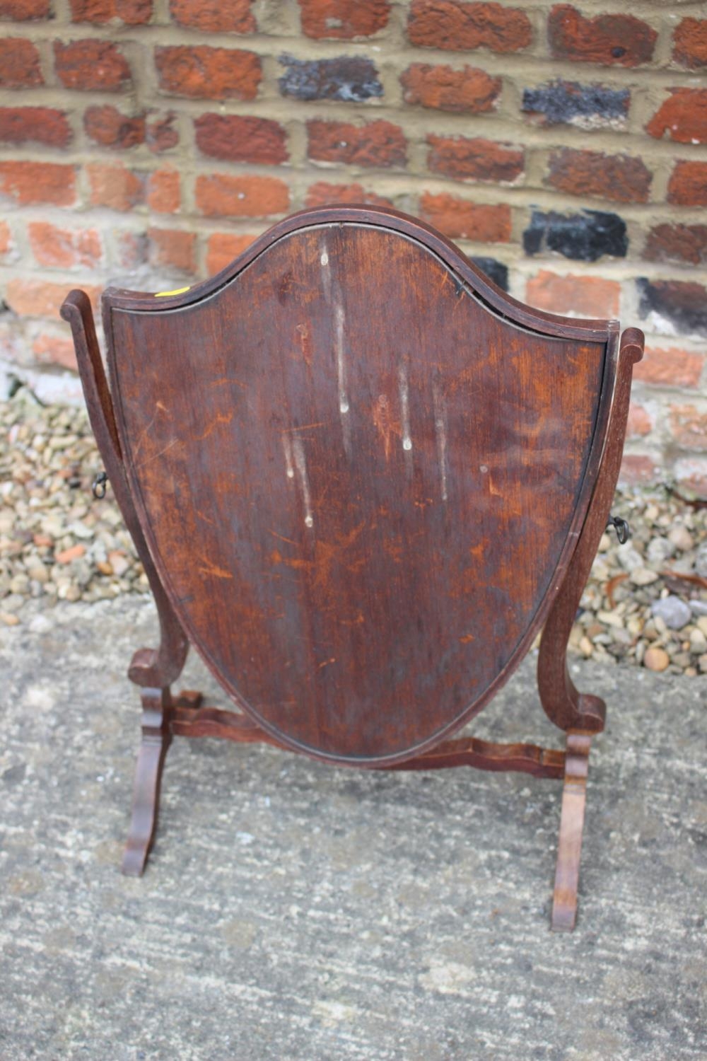 A Sheraton Revival mahogany and line inlaid shield-shaped swing frame toilet mirror, 16" wide x - Image 2 of 2