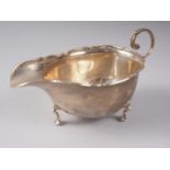 A silver sauce boat, 3.3oz troy approx