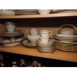 A quantity of late 18th century Worcester, including tea bowls, a sugar bowl, a slop bowl, and a