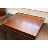 A 19th century mahogany table top writing slope, 26 1/4" wide x 21" deep x 6" high