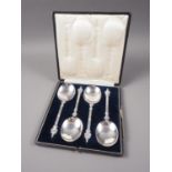 A set of four Victorian silver serving spoons, in box, 6.4oz troy approx