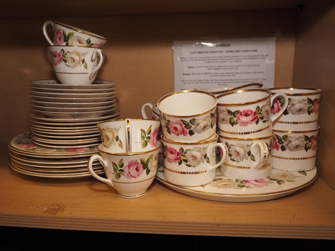 A Royal Worcester "Royal Garden" pattern part combination service