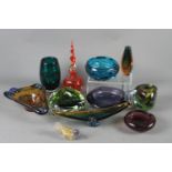 An assortment of late 20th century coloured decorative glass bowls, etc