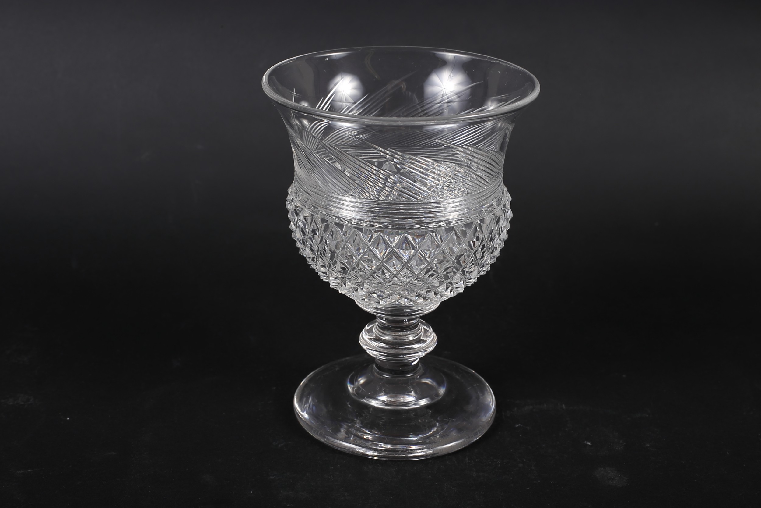 Six custard glasses, cut ovals, a set of six similar champagne glasses and other drinking glasses - Bild 2 aus 2