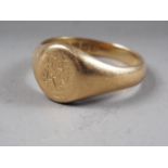 An 18ct gold signet ring, size I/J, 3.5g