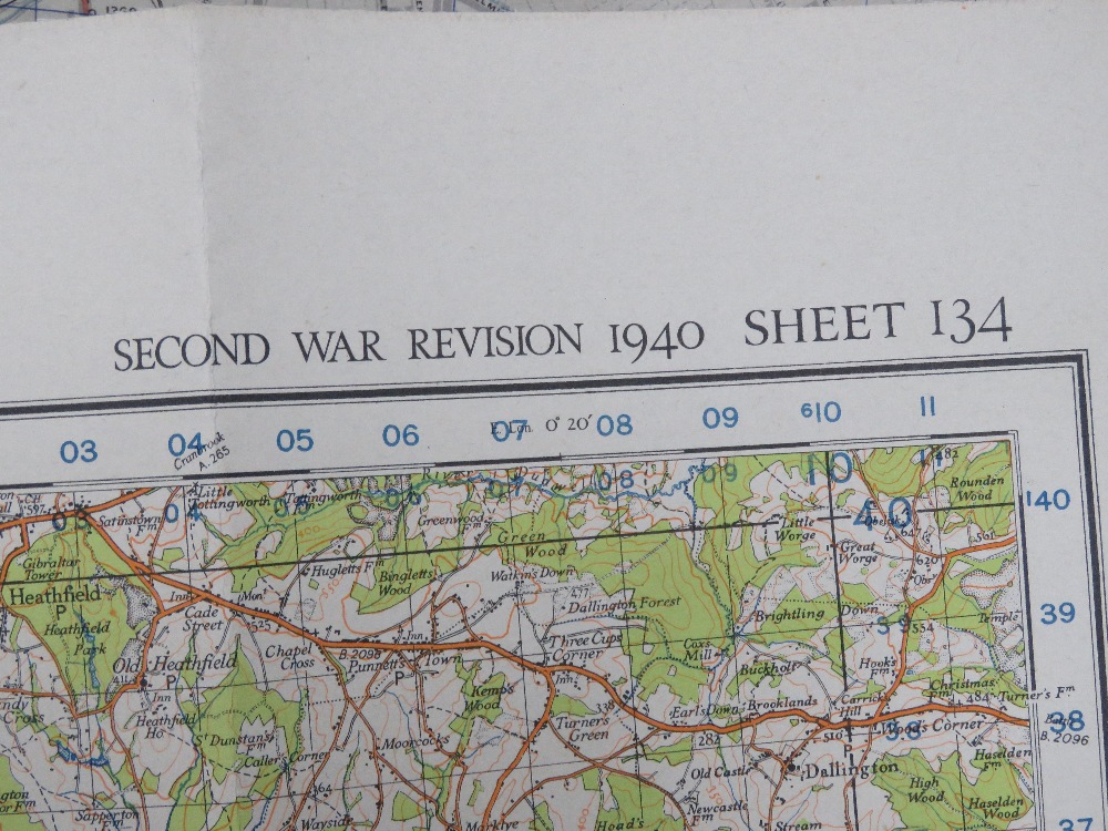 A quantity of assorted paper maps inc some 1940 War Revision sheets for Tunbridge Wells and - Bild 4 aus 11