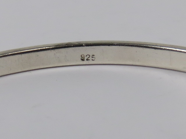 An HM silver bangle of plain design, internal dia 5cm, hallmarked London, 14.7g. - Image 2 of 3