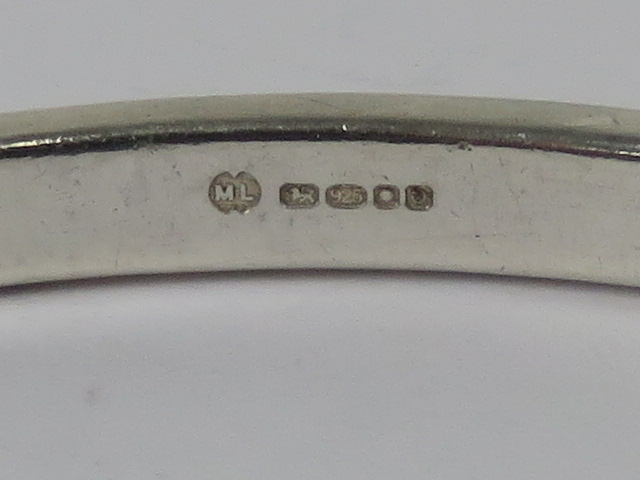 An HM silver bangle of plain design, internal dia 5cm, hallmarked London, 14.7g. - Image 3 of 3