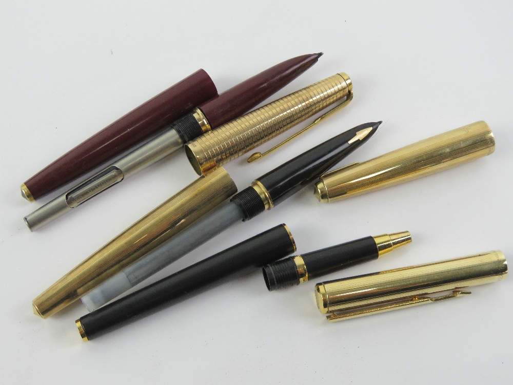 Two Parker fountain pens, together with a Mercedes pen and another Parker, within two Parker boxes. - Image 5 of 7