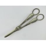 A pair of HM silver grape scissors made by Thomas Bradbury and Sons Ltd, hallmarked Sheffield 1906,