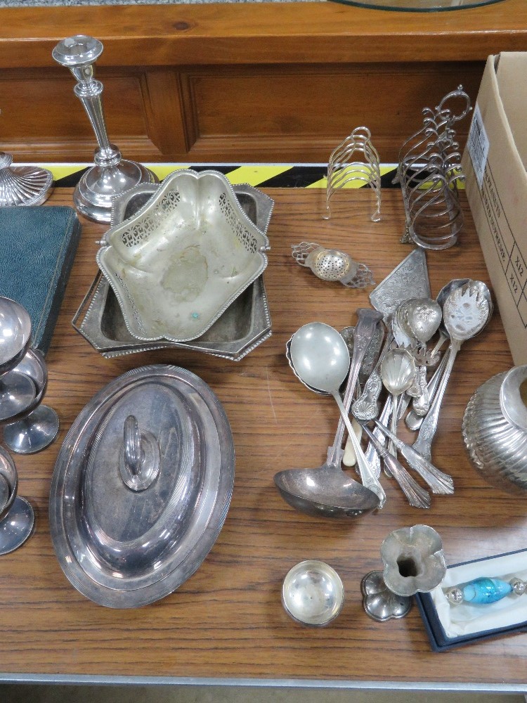 A large quantity of silver plated items including pair of candlesticks, tureens, toast rack, - Image 3 of 6