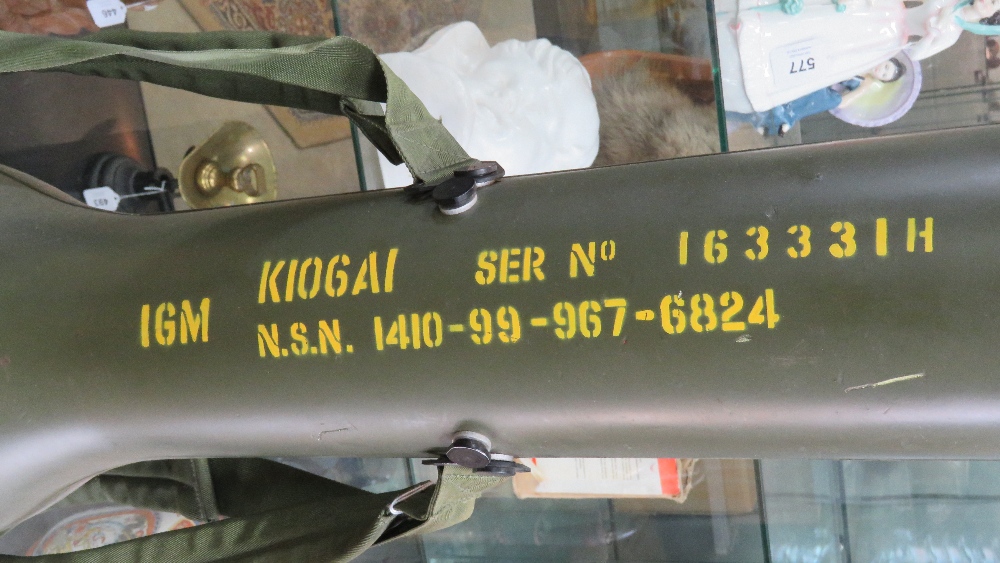A NATO shoulder loaded blowpipe missile - Image 2 of 3