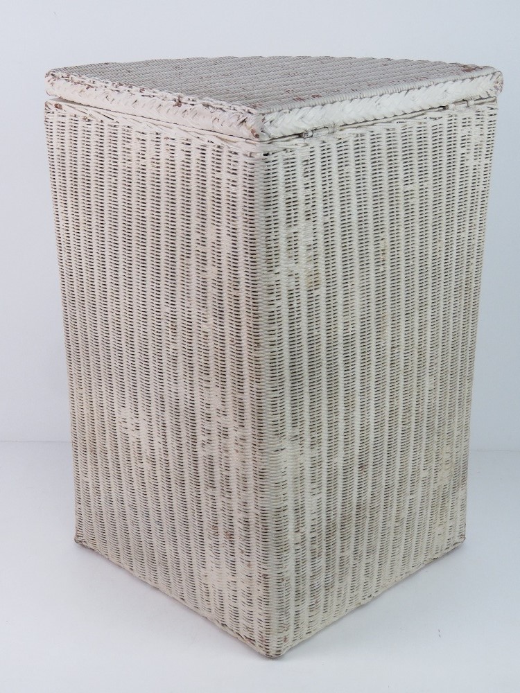 A Lloyd Loom style wicker basket, painted white. - Image 2 of 3