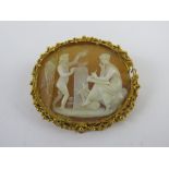 A carved shell cameo brooch in yellow metal frame, a/f. Total weight 6.1g.