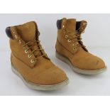 A pair of Timberland boots EU size 43.