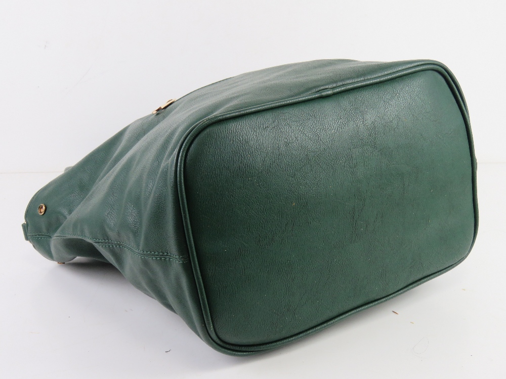 A green tote bag approx 31cm wide. - Image 3 of 4