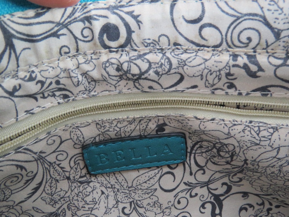 A turquoise shoulder bag by Bella approx 22cm wide. - Image 3 of 4