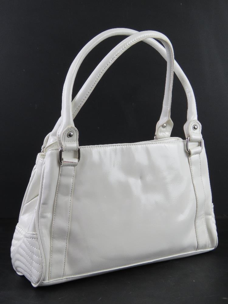 A white leather Jasper Conran handbag approx 34cm wide. - Image 3 of 4