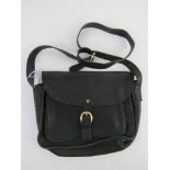 A black leather shoulder bag by Yoshi Lichfield, approx 28cm wide.