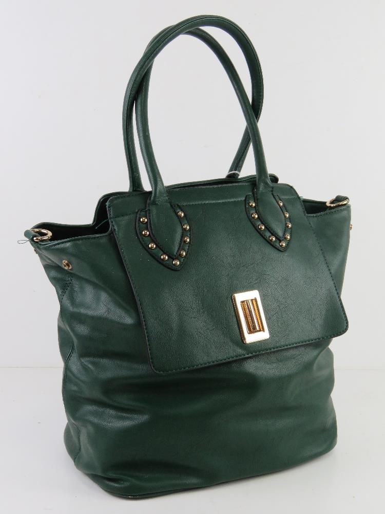 A green tote bag approx 31cm wide.