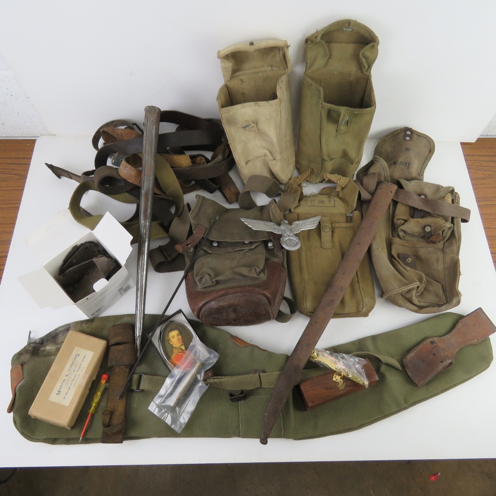 A quantity of assorted militaria inc, in