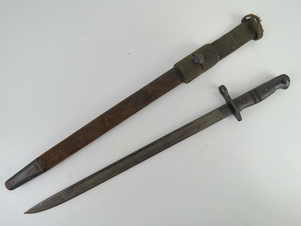 A P14/P17 bayonet with scabbard and frog - Image 2 of 5