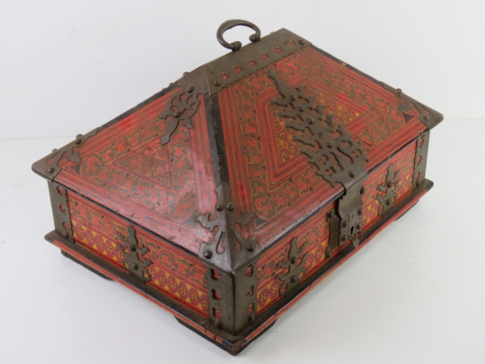 An Antique Asian transport box, handmade - Image 3 of 5