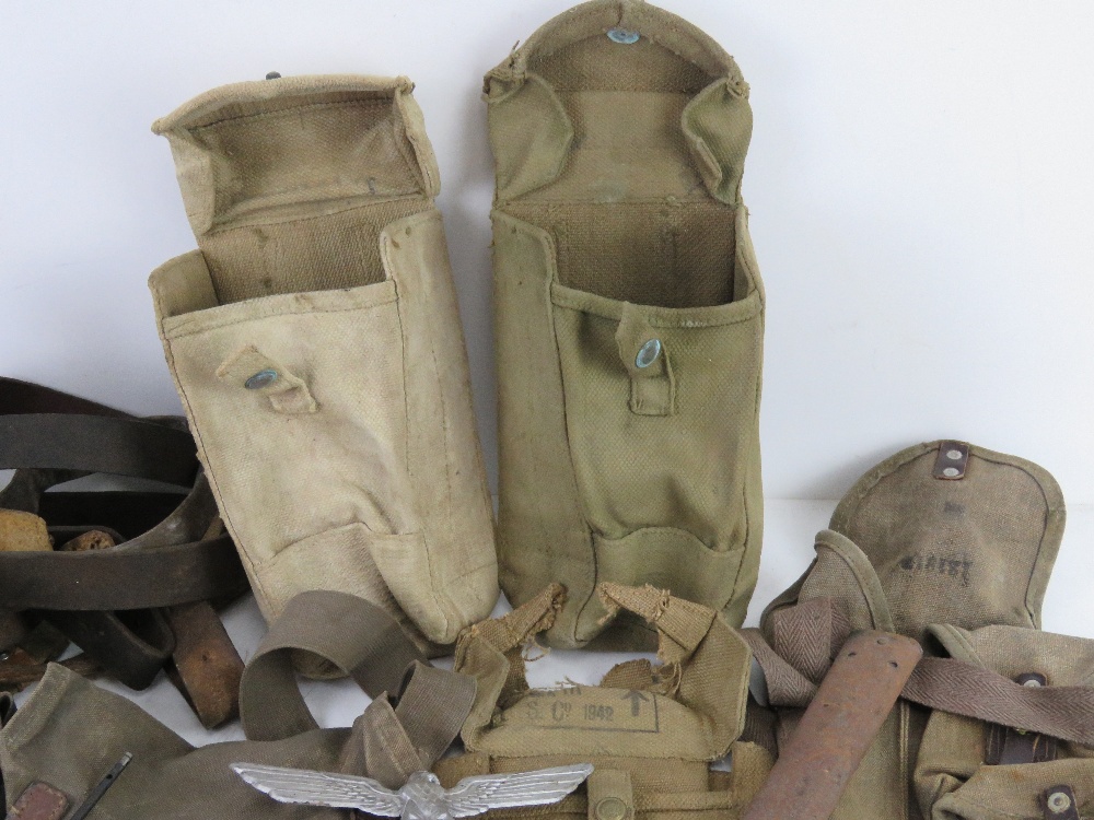 A quantity of assorted militaria inc, in - Image 5 of 6