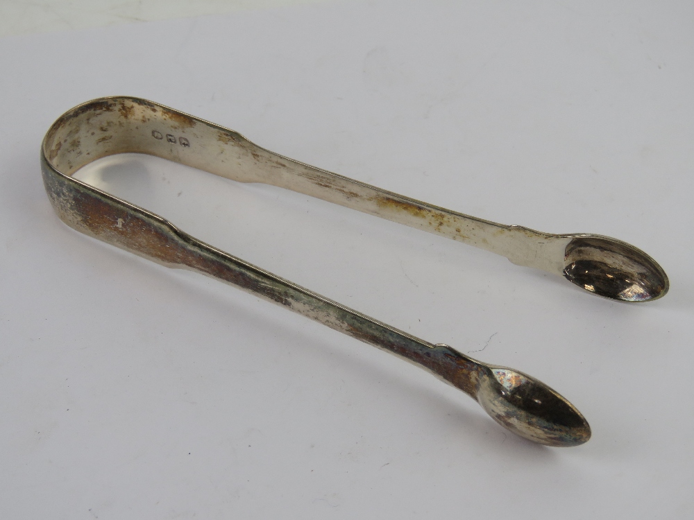 A pair of HM silver sugar tongs, 46g / 1.49ozt.