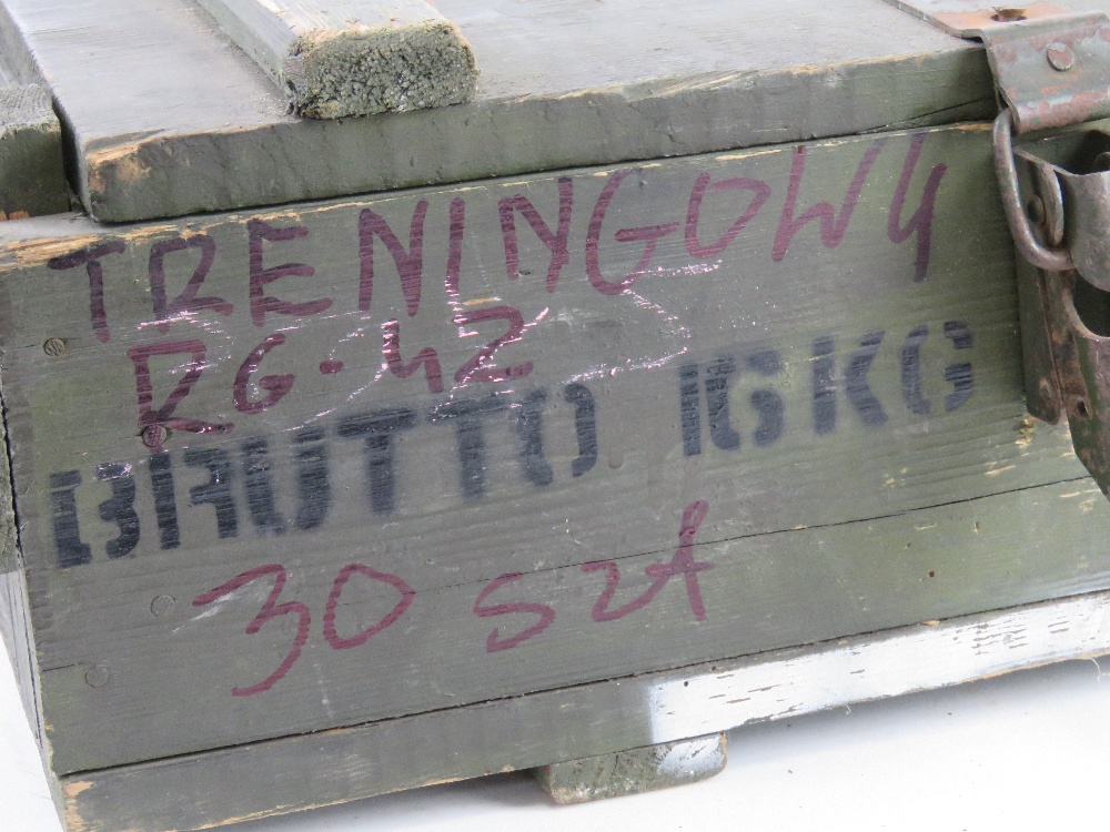 Twenty inert RG42 grenades in original transit box. - Image 5 of 5