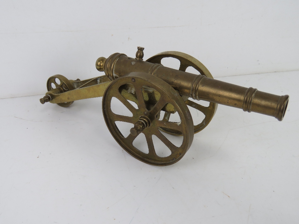 A brass tabletop model of a cannon, approx 10", - Image 3 of 5