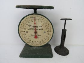 A Waymaster letter balance together with a Art Nouveau table top letter weighing scale. Two items.