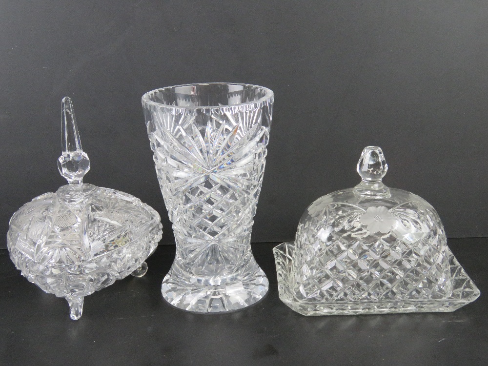 A fine quality lead crystal glass vase together with a set of six glass knife rests, - Image 2 of 4