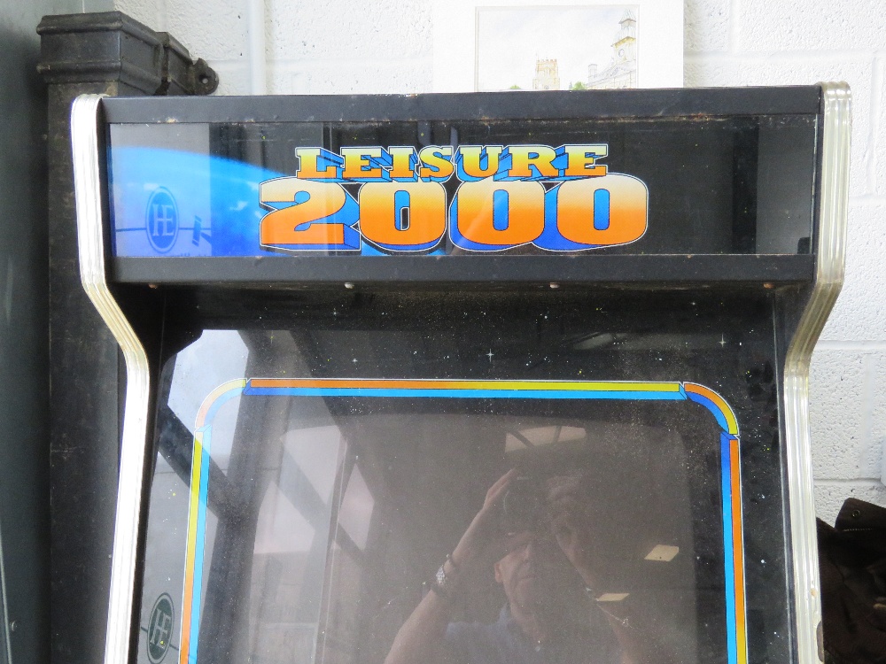 A Leisure 2000 cab, six button per player, retro arcade vintage video games machine, untested, - Image 2 of 10