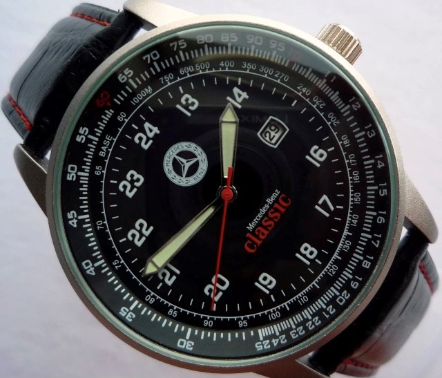 A Mercedes-Benz Classic Aviator new old stock watch C 2015. - Image 2 of 12