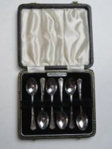 A boxed set of six HM silver teaspoons. Total weight 42g.