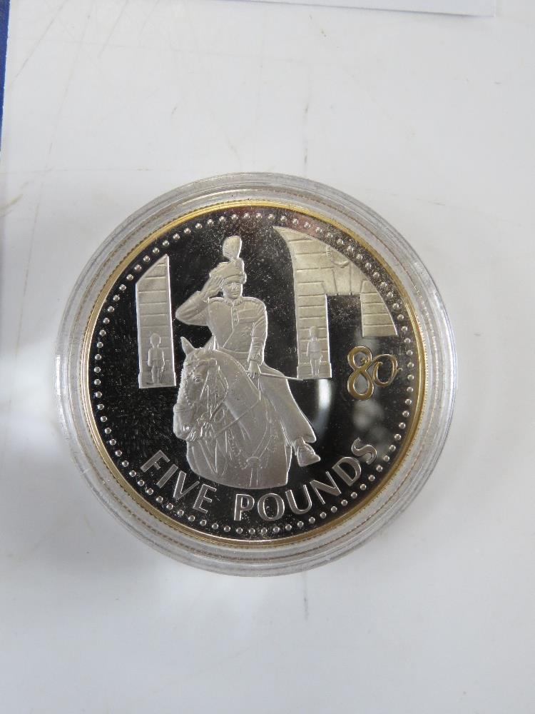 The Royal Mint Queens 80th Birthday silver Proof coin in protective pod with certificate. - Image 2 of 3