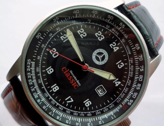 A Mercedes-Benz Classic Aviator new old stock watch C 2015. - Image 3 of 12