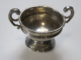 A Walker & Hall trophy style HM silver quaiche, hallmarked Birmingham 1932. Total weight 48g.