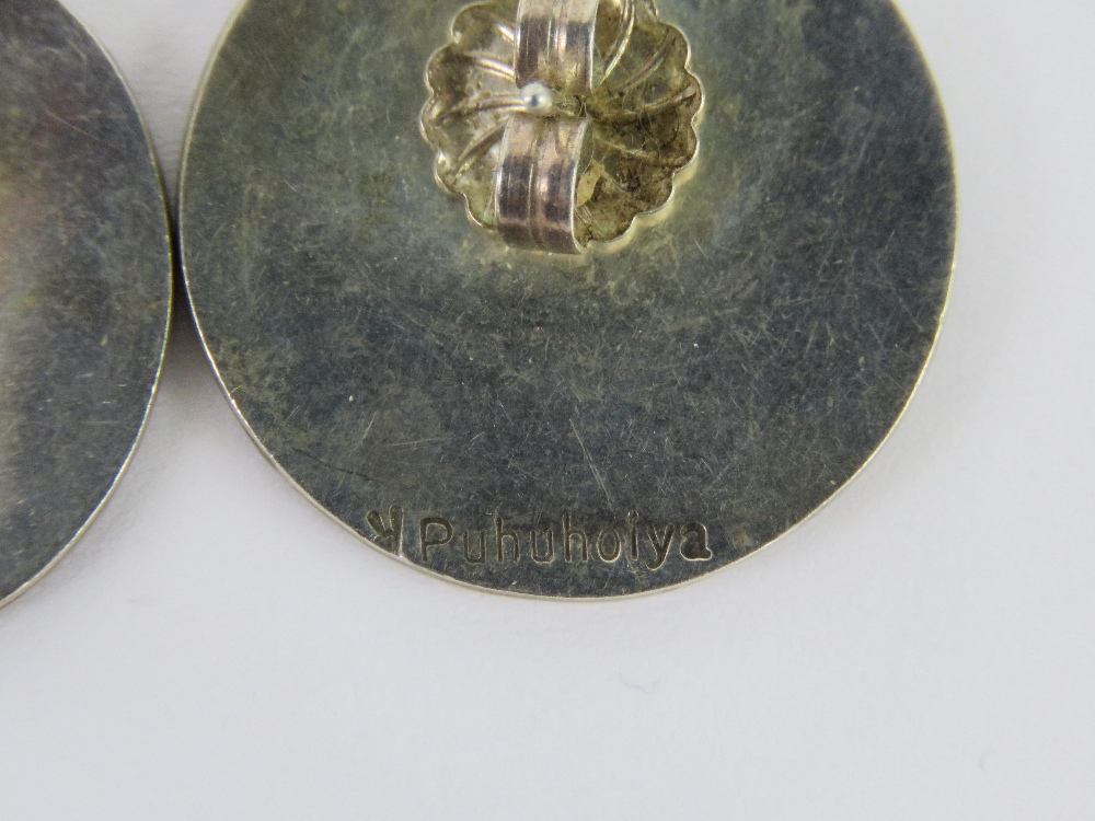 A pair of Native American sterling silver earrings having designer mark Puhuhoiya, 2.7cm dia. - Image 3 of 3