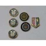 A quantity of archery badges inc Bowmen of Harrow enamelled badge made by Vaughtons Birmingham.